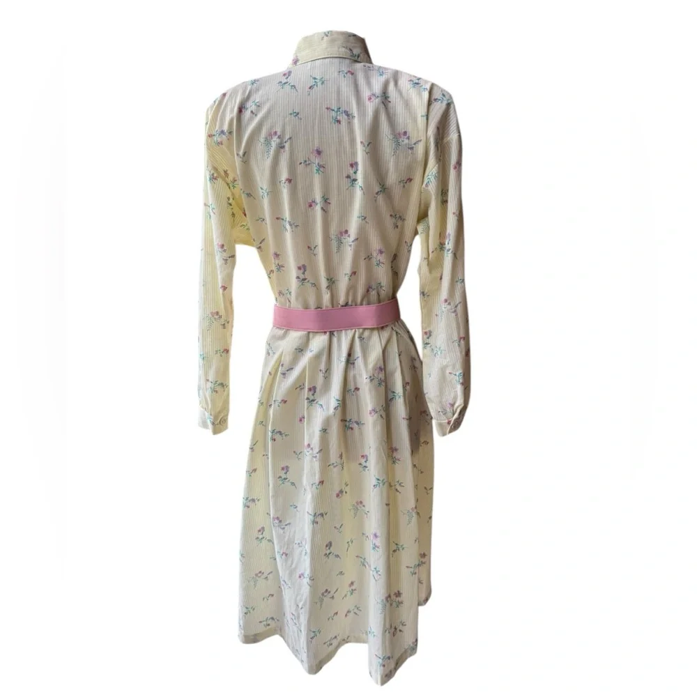1980s Willow Ridge Floral, Cotton Blend, Front Button‎ Down Cottagecore Dress
